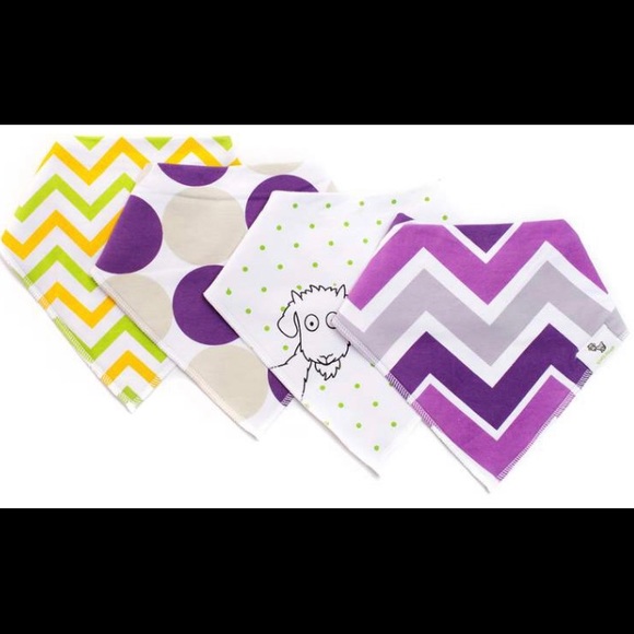 New 4 pack bib & 3 pack pacifier clip set - Picture 3 of 6